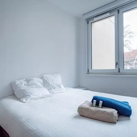 L'académie - Golden Tree - Parking Privé&wifi - 5 Min Centre De Appartement *